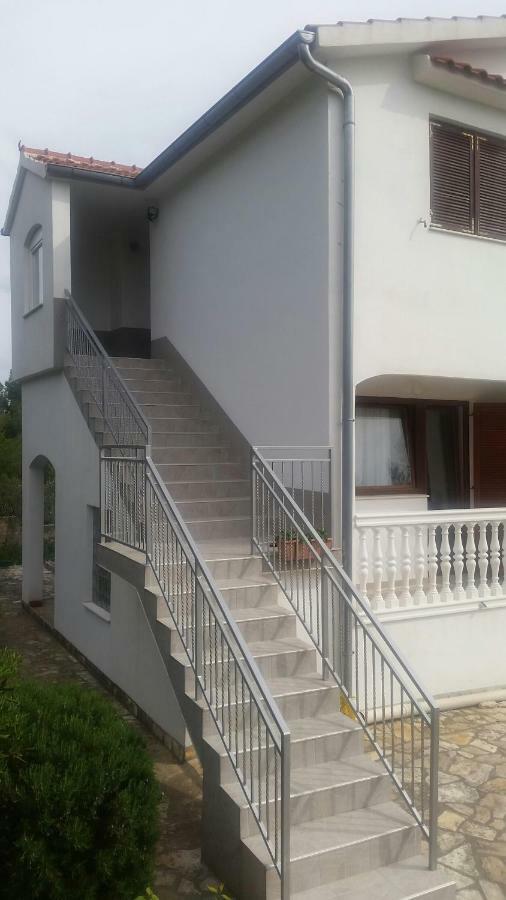 Apartman Ivanica Apartment Jezera Bagian luar foto