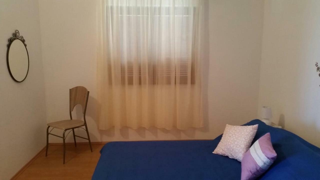 Apartman Ivanica Apartment Jezera Bagian luar foto